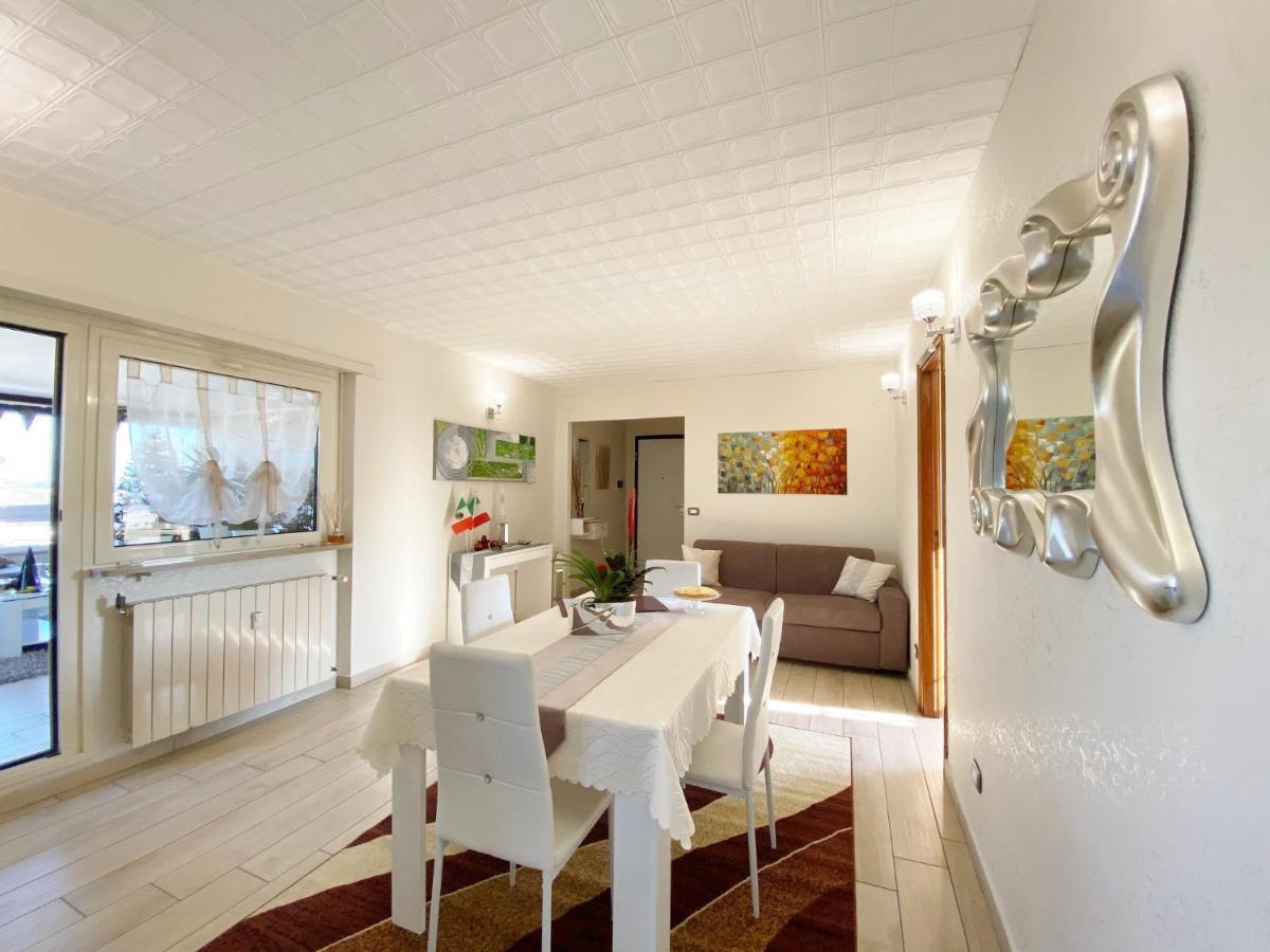 Skyline Apartment *