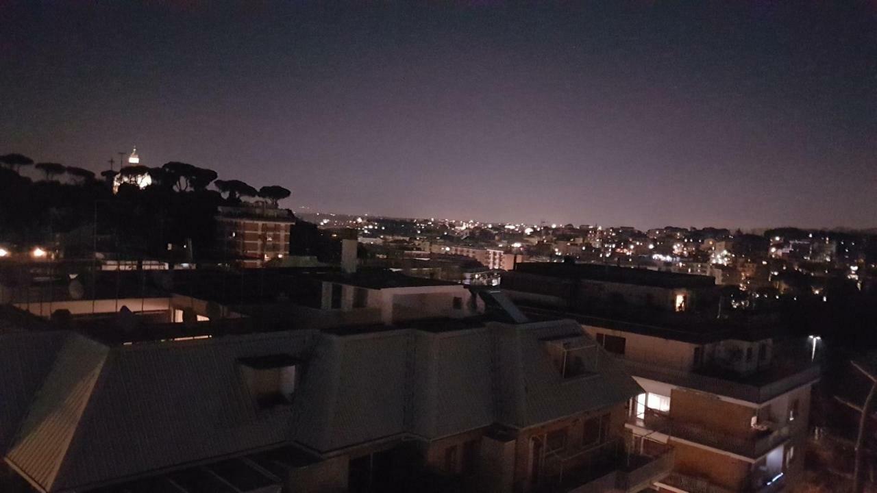 Apartment Skyline Rom
