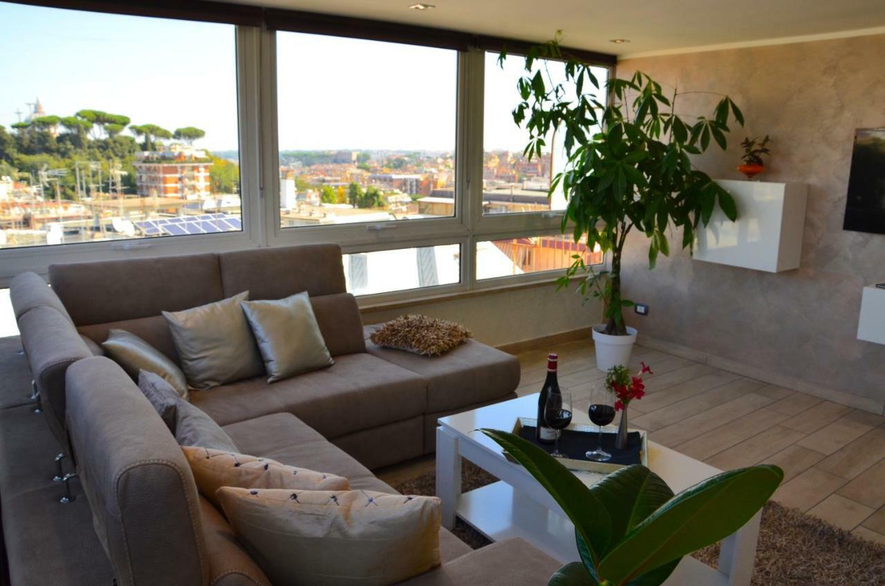Skyline Apartment Rom